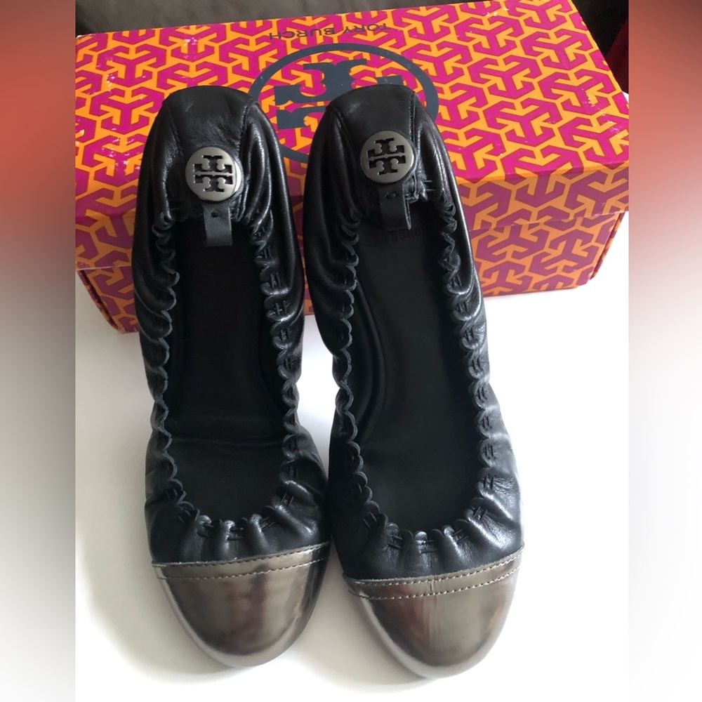 Tory Burch Black and Metallic Flats
